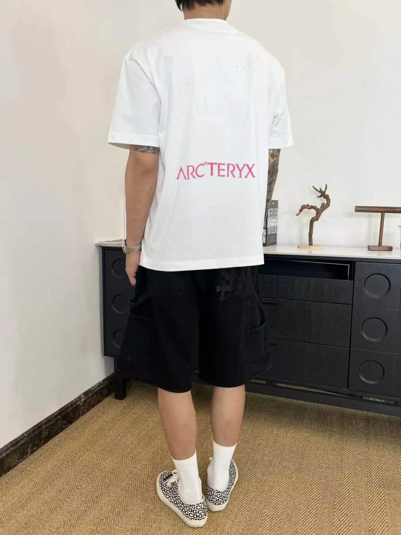 Arc’ter/ logo New Arrival ， ， ， ， T Same Style。 :Black White Blue Gray Size:S（90-130 ） M（125-140 ） L（135-160 ） XL（160-180 ） XXL（180 ）